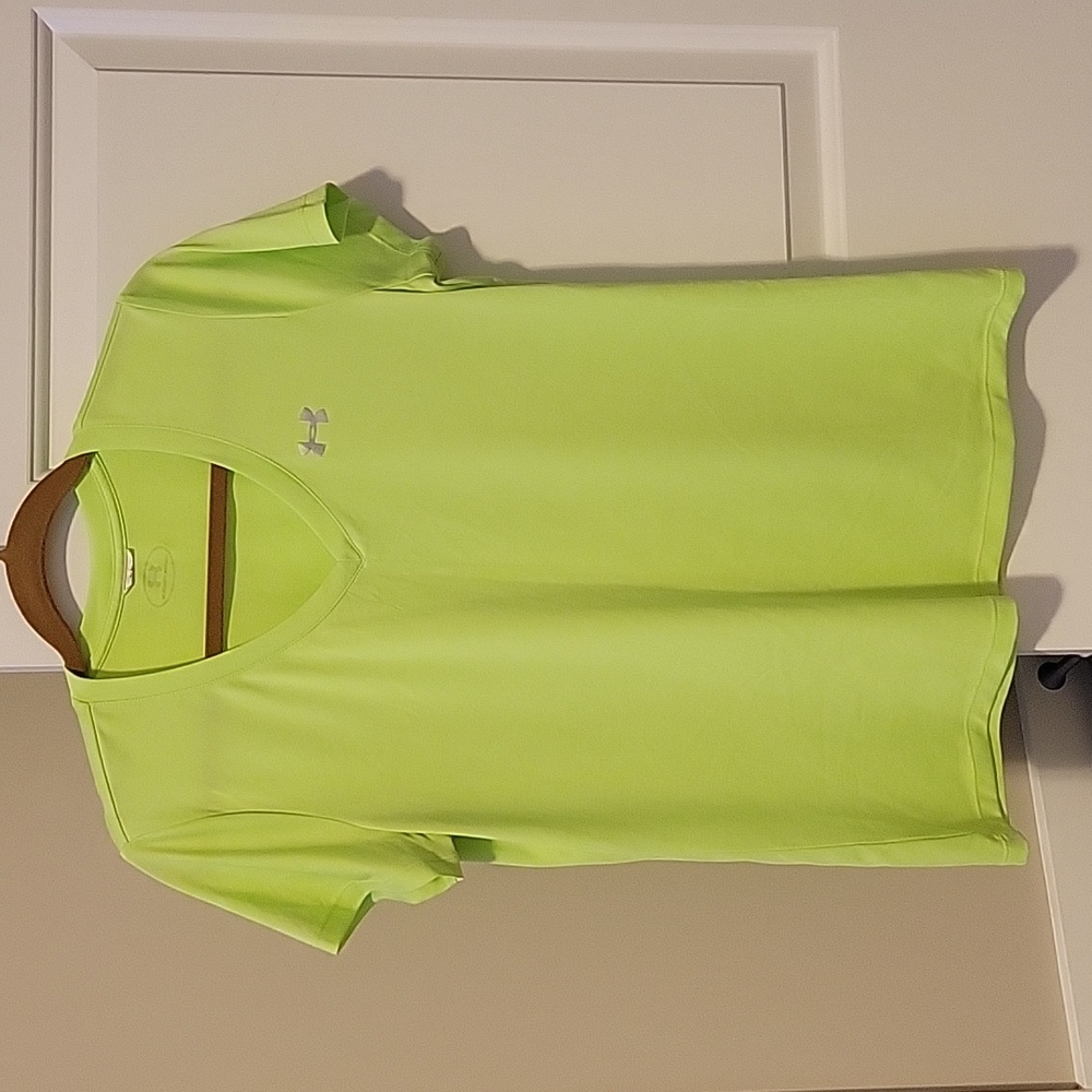 Under Armour tech tee